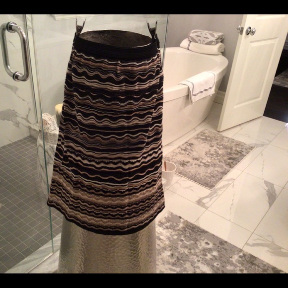 COPY - Vintage missoni skirt knee length size 40 or a small black knit final pr… - Picture 4 of 13